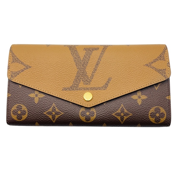 Louis Vuitton Handbags - LOUIS VUITTON BROWN / TAN MONOGRAM CANVAS SARAH WALLET